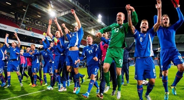 러시아월드컵 본선 진출을 확정한 아이슬란드 선수들이 기뻐하고 있다. <출처=pri.com 홈페이지>