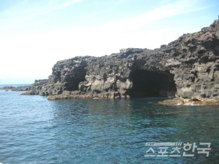 마라도 해식동굴(사진=섬문화연구소)