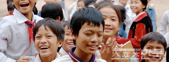 베트남 빈민촌 롯데스쿨 아이들