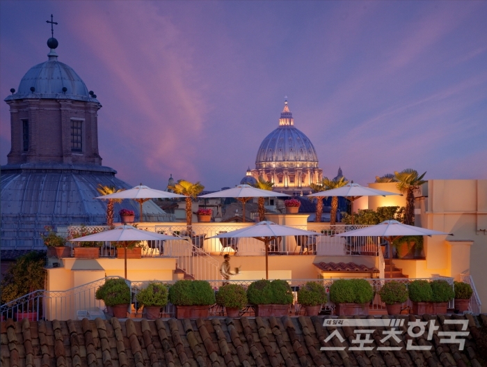 이탈리아 로마의 호텔 라파엘–릴레스 & 샤토