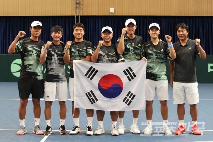 2019년도 데이비스컵 아시아,오세아니아 지역그룹 1 예선에서 승리한 테니스 국가대표팀(사진 = KTA 제공)