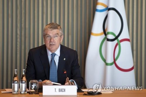 IOC 이사회에 참석한 토마스 바흐 위원장 (사진 = 연합뉴스)
