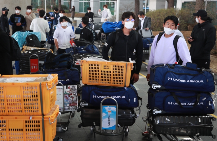 삼성 라이온즈, 일본 '한국인 입국 제한'에 서둘러 귀국