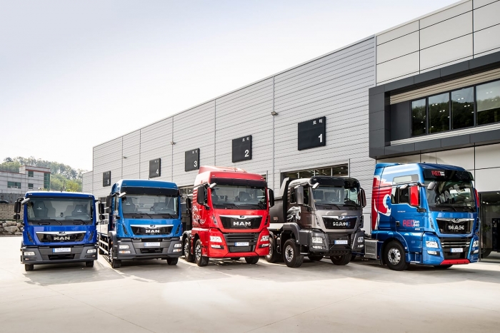 만트럭버스코리아가 충북 영동으로 부품센터를 확장 이전하며 서비스 역량 강화에 나선다.
