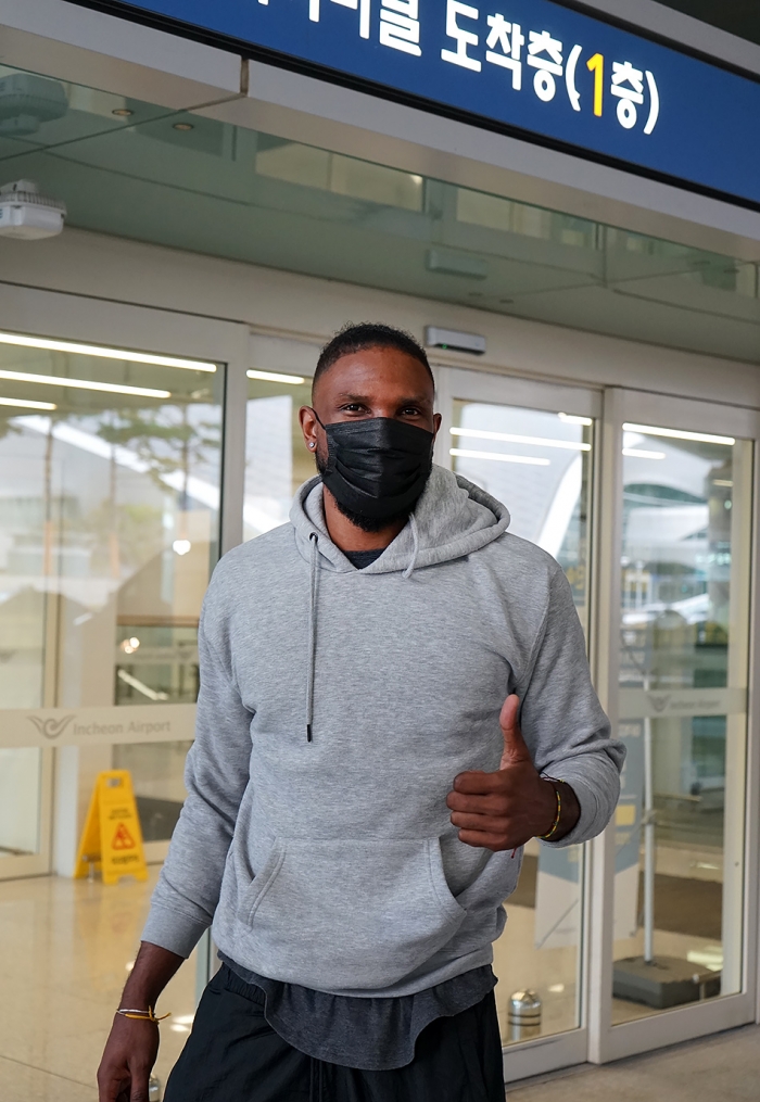 현대캐피탈 외국인 선수 로날드 히메네즈가 28일 오후 인천국제공항을 통해 입국했다. (사진=현대캐피탈)