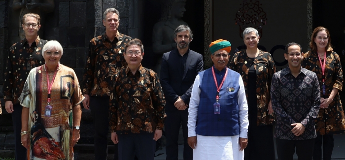 박보균 문화체육관광부 장관이 13일 인도네시아 욕야카르타(Yogyakarta) 플라타란호텔에서 열린 ‘G20 문화장관회의’에서 기념촬영을 하고 있다