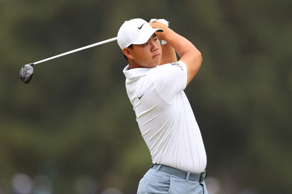 (사진=김주형이 오는 22일(한국시간) 시작되는 PGA 투어 트래블러스 챔피언십에서 시즌 2승째에 도전한다. / AFP=연합뉴스)