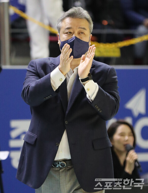 삼성생명 임근배 감독, 
