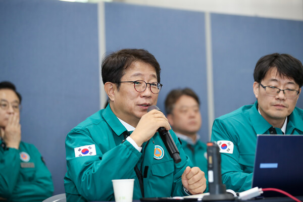 박상우 국토교통부 장관이 GTX-A 개통대비 비상훈련에 참여해 발언하고 있다