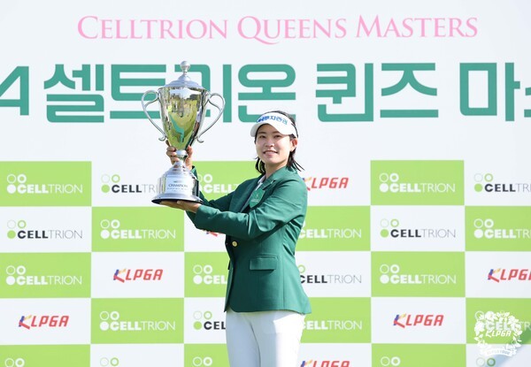 <b>박민지</b>, <b>KLPGA</b> 투어 사상 첫 단일 대회 5연패 정조준…골프 역사를 다시...