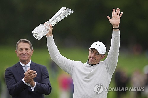<b>매킬로이</b>, '홈 텃밭'서 <b>역전 우승</b> 드라마…아일랜드 오픈 9년 만에 정상...