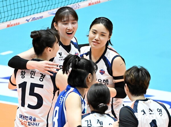 <b>IBK기업은행</b>-<b>한국도로공사</b>, 컵대회 결승서 운명의 맞대결