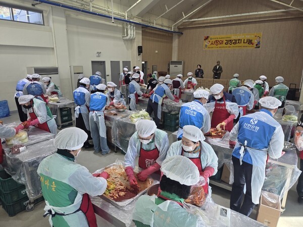 광주광역시 북구, 신한은행 호남본부에서 2천만원 기탁···사랑의 김장... - 뉴스 썸네일 이미지