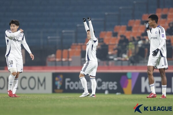 득점 후 기뻐하는 마치다의 센토 게이야 [한국프로축구연맹 제공]