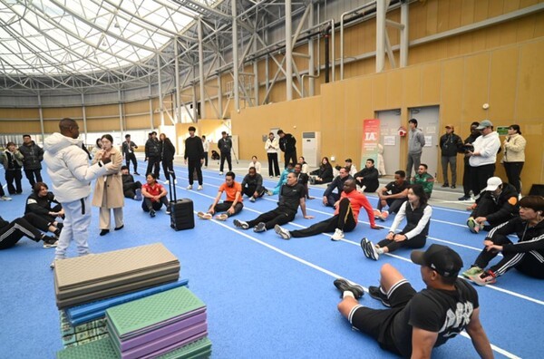 실내 육상장에서 이뤄진 전문 실습 장면(사진=대한육상연맹)