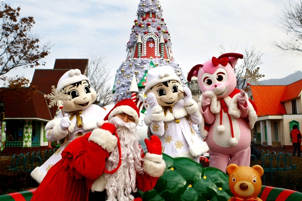 서울랜드는 오는 27일까지 겨울축제 '크리스마스 파티'를 진행한다.사진=서울랜드